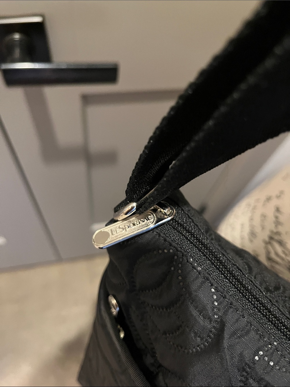 LeSportSac Black Nylon Crossbody Bag - NWOT - Picture 6 of 12